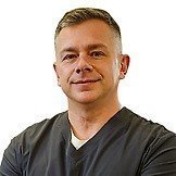 Врач Холоимов Владимир Иванович