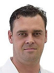 Врач Новиков Дмитрий Евгеньевич