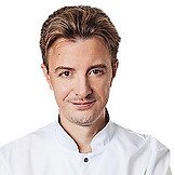 Врач Зюков Илья Михайлович